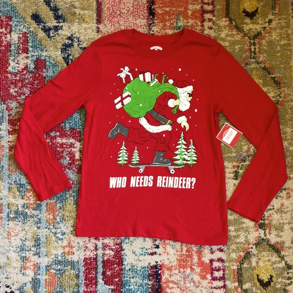 Holiday Time Other - 🧜🏼‍♀️3 for $15 item!🧜🏼‍♀️ Santa tee